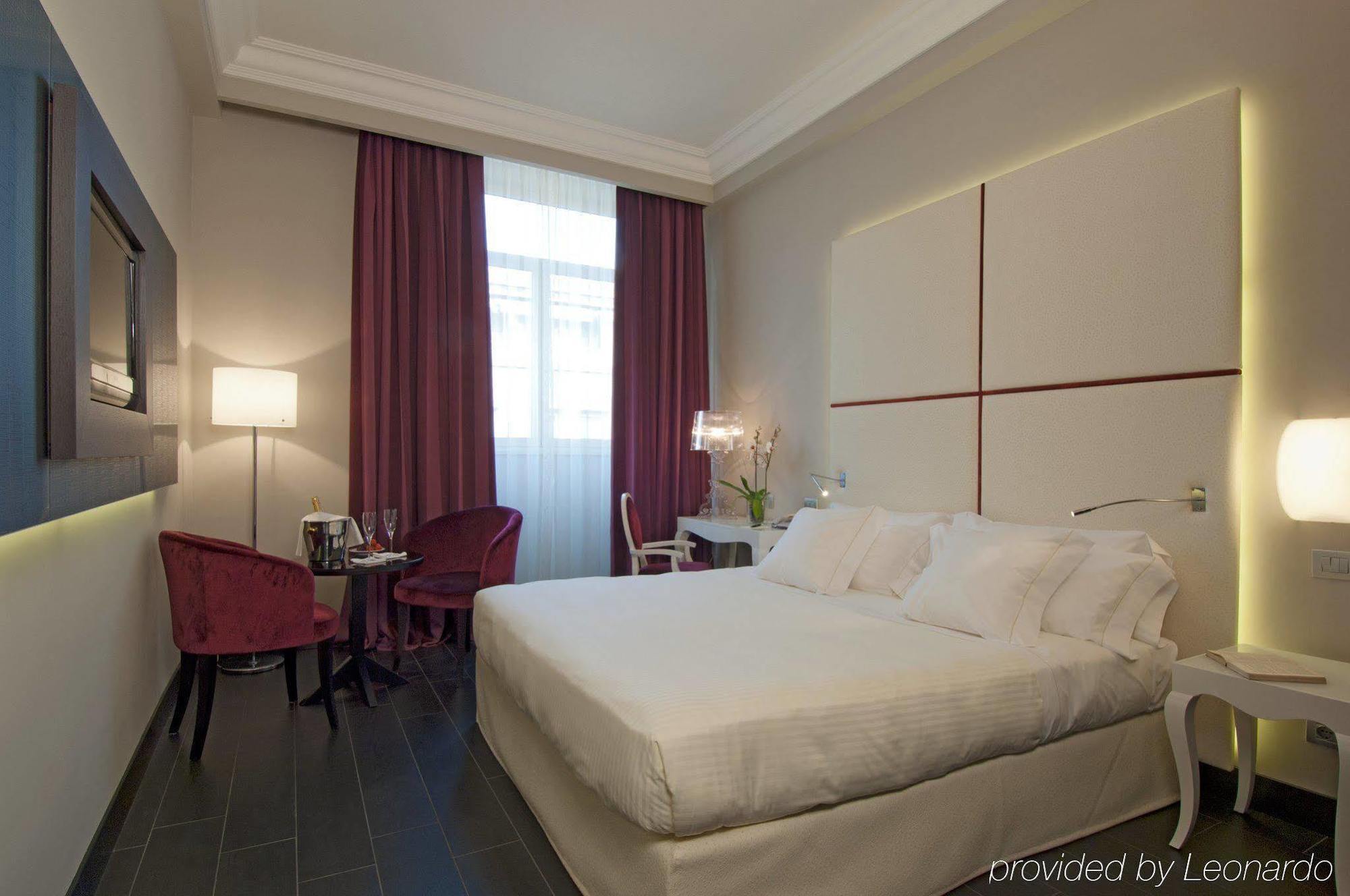 Hotel Sina De La Mailand